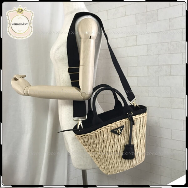 2018新作 PRADA プラダスーパーコピー 可愛すぎ！カラフルかごバッグ 1BG172 ブラック